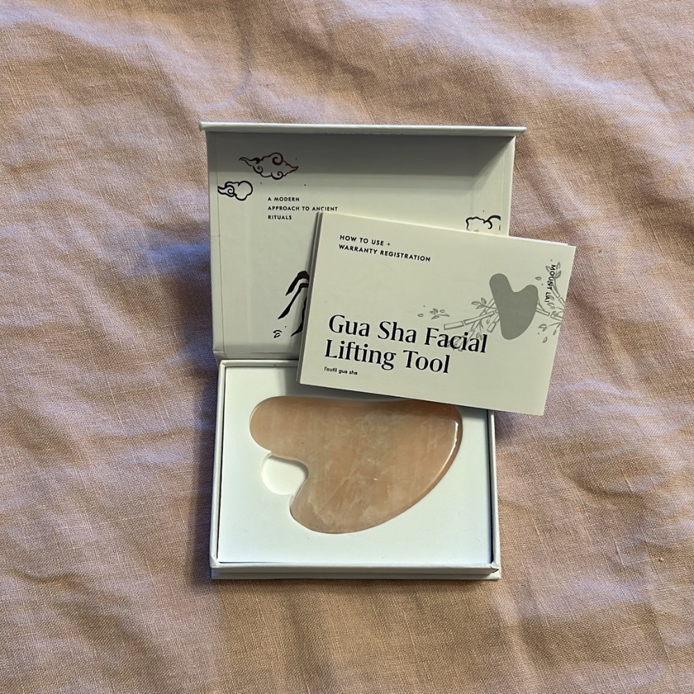 Mount Lai facial gua sha tool